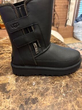 UGG Black Zip-Detail Mid-Calf Boot